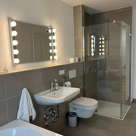 Apartment Moderne 4-zimmer In *